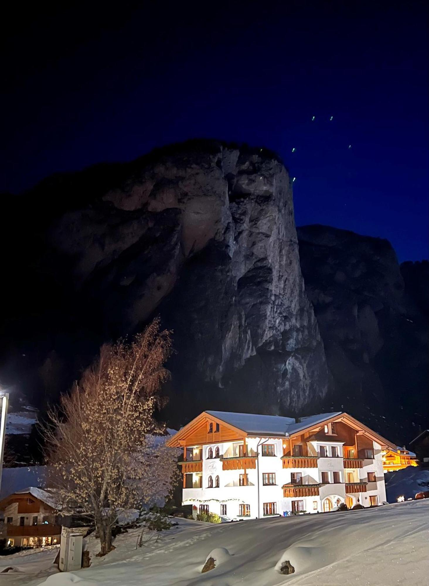Garni Hotel Iris Селва ди Вал Гардена Екстериор снимка